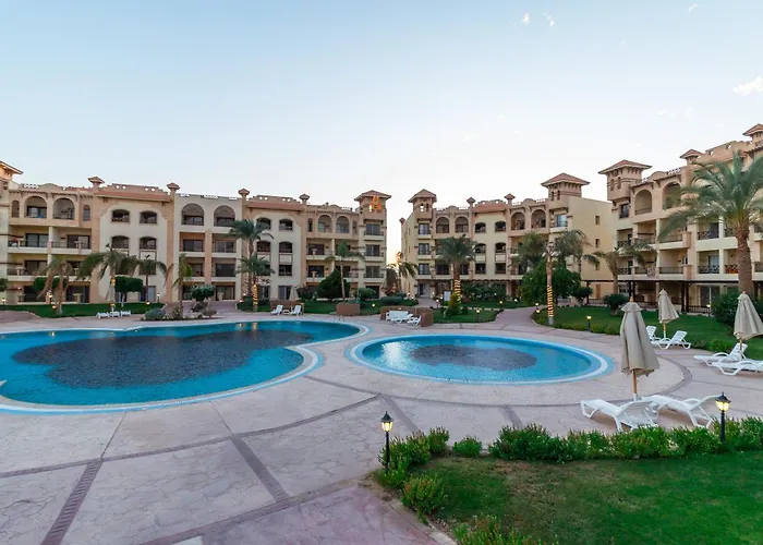 Al Saraya C304 Luxury 1br Pool View Sahl Hasheesh Apartment *